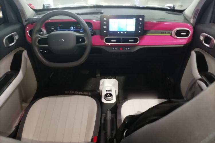 Used Geely Galaxy Panda 2025 210km Panda Kart Center Console