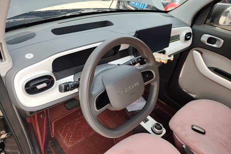 Used Geely Galaxy Panda 2025 210km Panda Kart Center Console