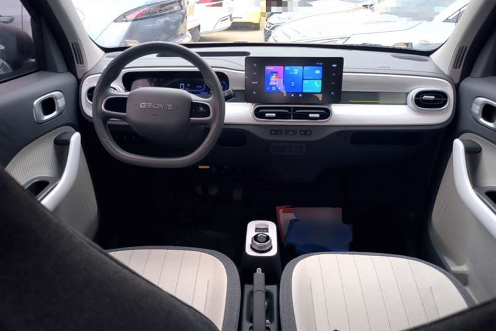 Used Geely Galaxy Panda 2025 210km Panda Kart Center Console