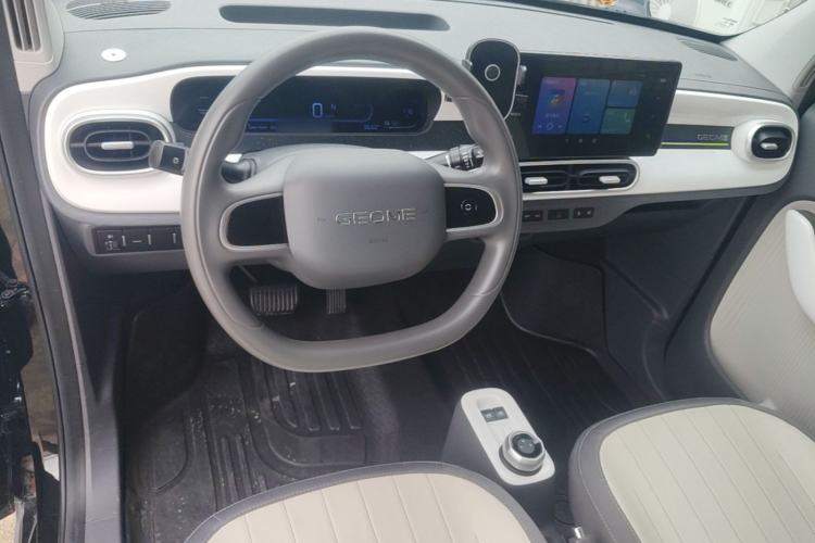 Used Geely Galaxy Panda 2025 210km Panda Kart Center Console