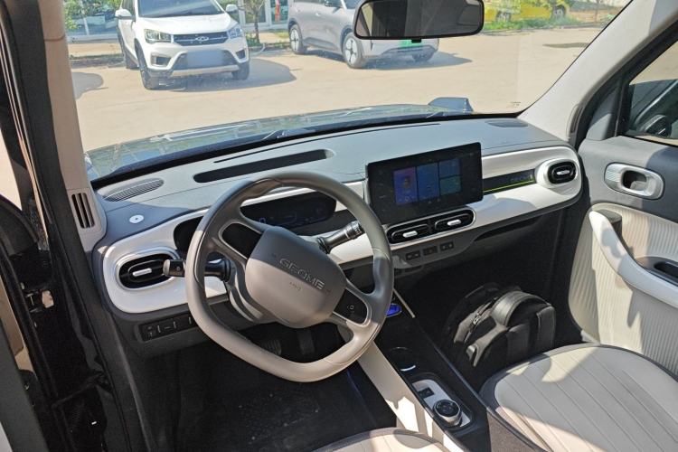 Used Geely Galaxy Panda 2025 210km Panda Kart Center Console