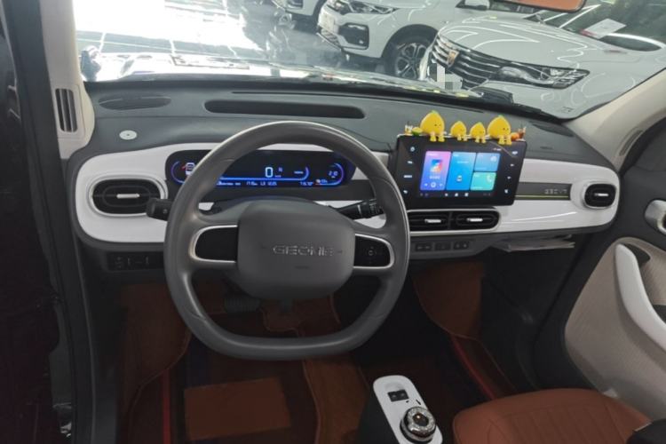 Used Geely Galaxy Panda 2025 210km Panda Kart Center Console