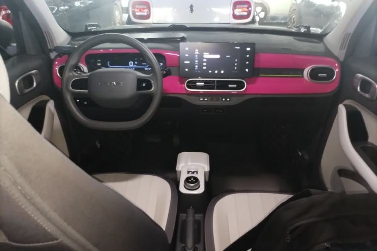 Used Geely Galaxy Panda 2025 210km Panda Kart Center Console