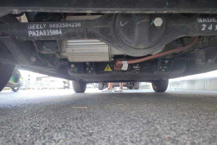 Used Geely Galaxy Panda 2025 210km Panda Kart Chassis Rear