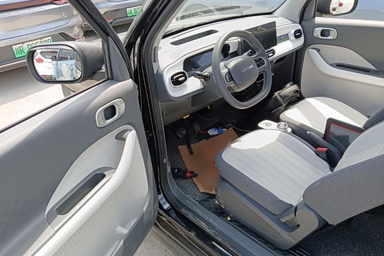 Used Geely Galaxy Panda 2025 210km Panda Kart Driver Seat