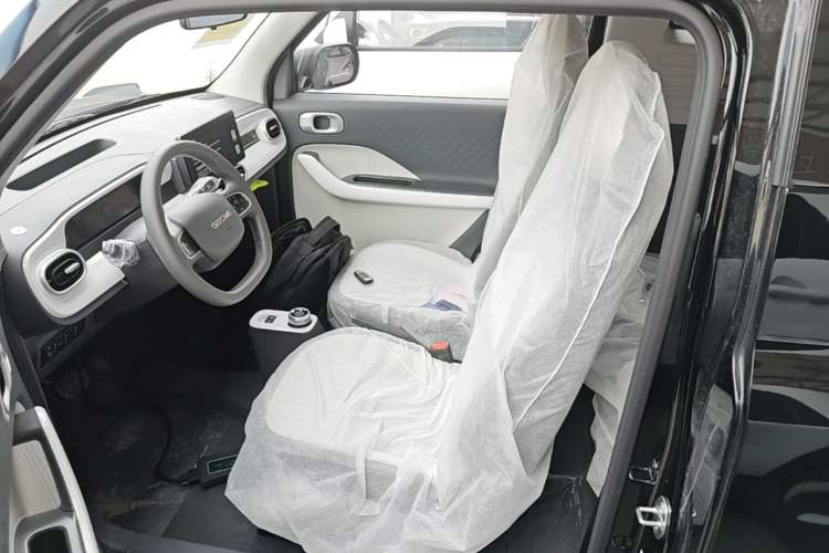 Used Geely Galaxy Panda 2025 210km Panda Kart Driver Seat