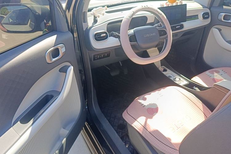 Used Geely Galaxy Panda 2025 210km Panda Kart Driver Seat