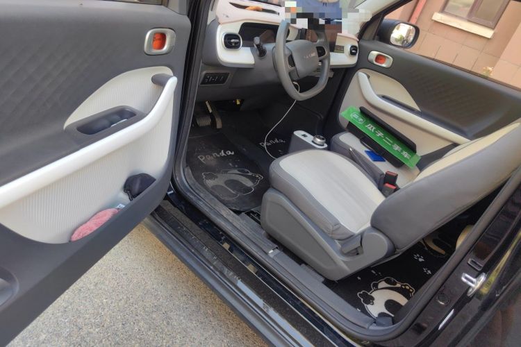 Used Geely Galaxy Panda 2025 210km Panda Kart Driver Seat