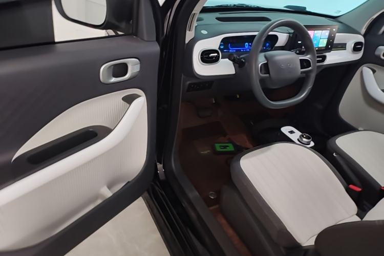 Used Geely Galaxy Panda 2025 210km Panda Kart Driver Seat