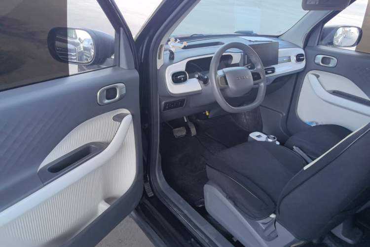Used Geely Galaxy Panda 2025 210km Panda Kart Driver Seat