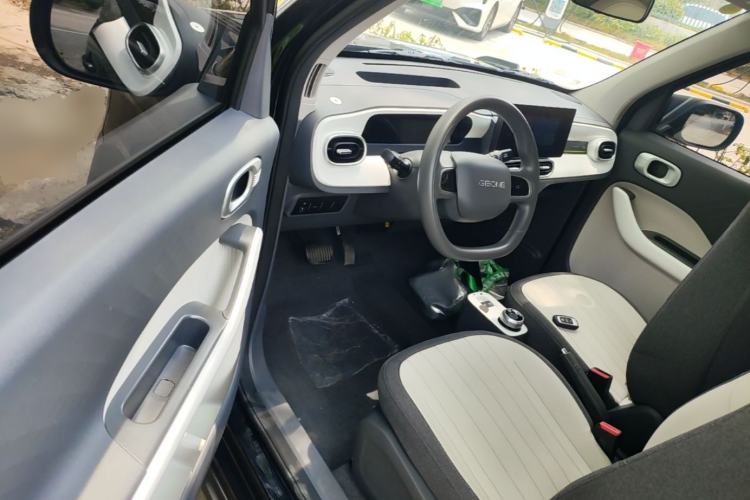 Used Geely Galaxy Panda 2025 210km Panda Kart Driver Seat