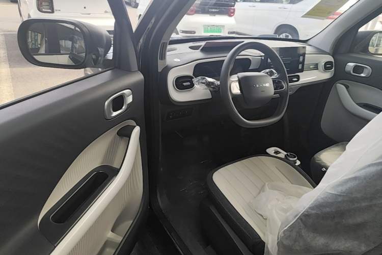 Used Geely Galaxy Panda 2025 210km Panda Kart Driver Seat