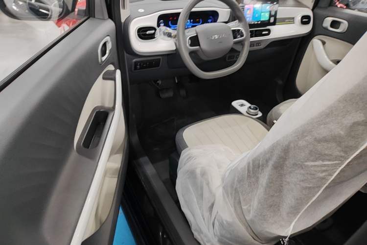 Used Geely Galaxy Panda 2025 210km Panda Kart Driver Seat