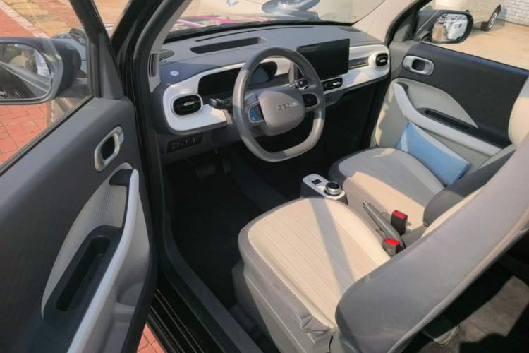 Used Geely Galaxy Panda 2025 210km Panda Kart Driver Seat