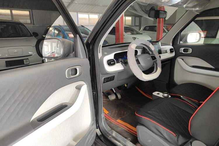 Used Geely Galaxy Panda 2025 210km Panda Kart Driver Seat