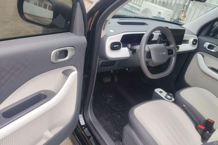 Used Geely Galaxy Panda 2025 210km Panda Kart Driver Seat