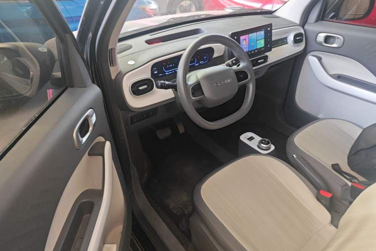 Used Geely Galaxy Panda 2025 210km Panda Kart Driver Seat