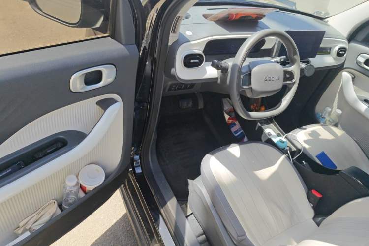 Used Geely Galaxy Panda 2025 210km Panda Kart Driver Seat
