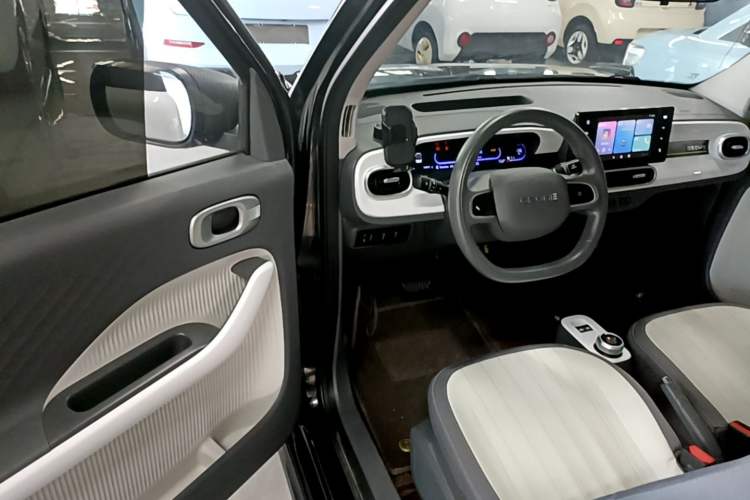 Used Geely Galaxy Panda 2025 210km Panda Kart Driver Seat