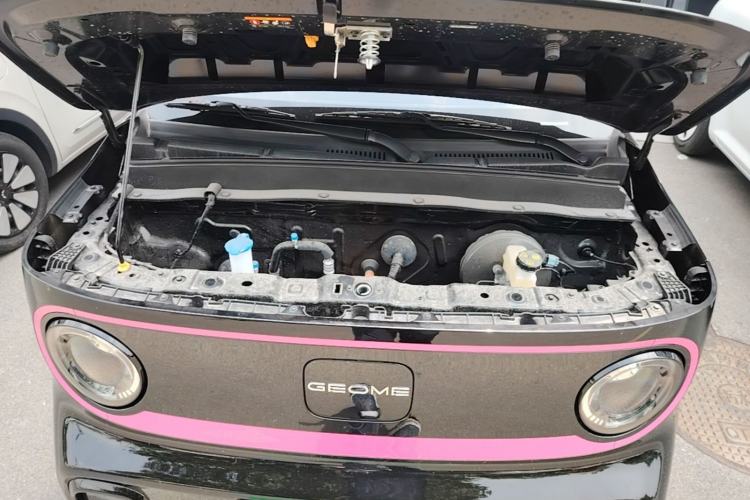 Used Geely Galaxy Panda 2025 210km Panda Kart Engine Bay