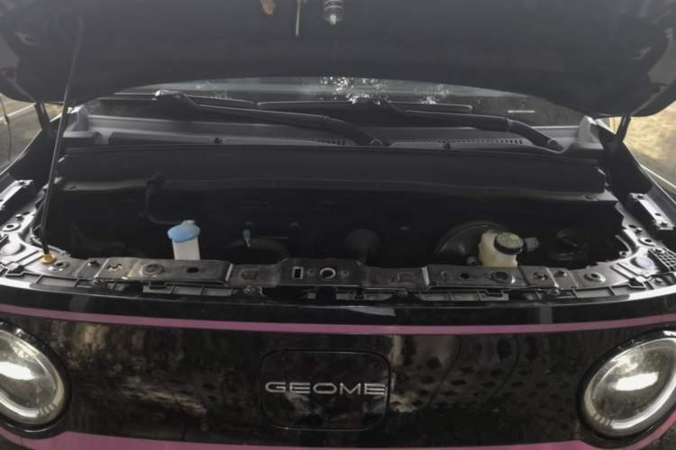 Used Geely Galaxy Panda 2025 210km Panda Kart Engine Bay