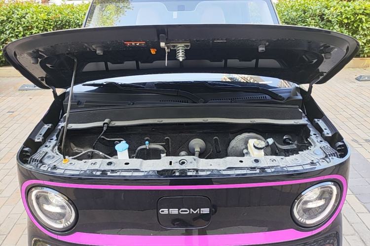 Used Geely Galaxy Panda 2025 210km Panda Kart Engine Bay
