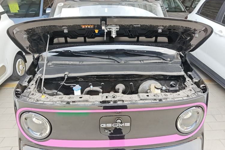 Used Geely Galaxy Panda 2025 210km Panda Kart Engine Bay