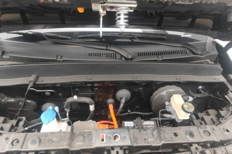 Used Geely Galaxy Panda 2025 210km Panda Kart Engine Bay