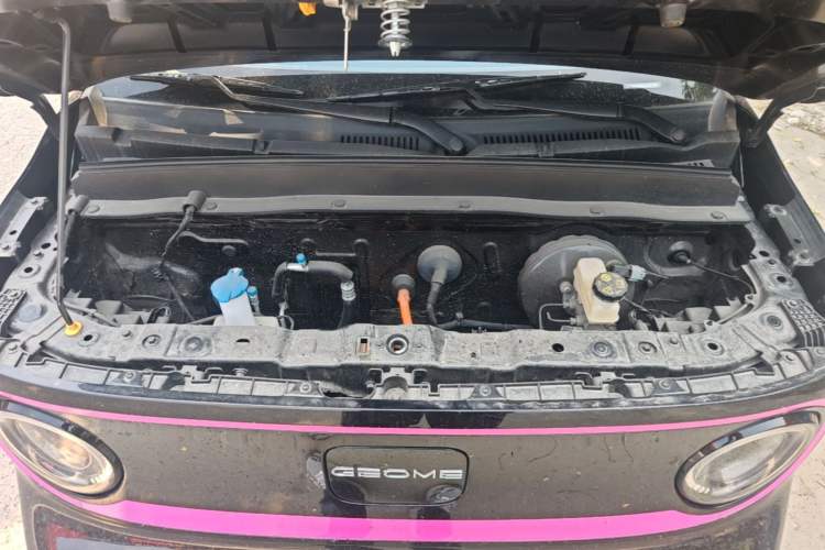Used Geely Galaxy Panda 2025 210km Panda Kart Engine Bay