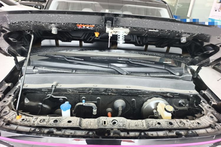 Used Geely Galaxy Panda 2025 210km Panda Kart Engine Bay
