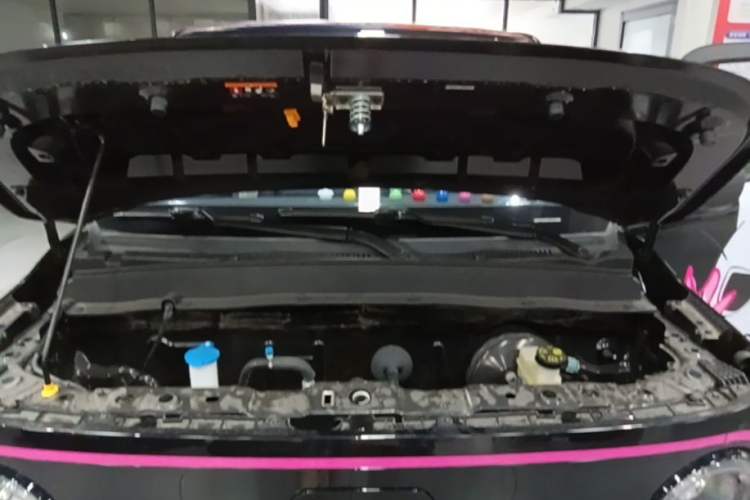 Used Geely Galaxy Panda 2025 210km Panda Kart Engine Bay