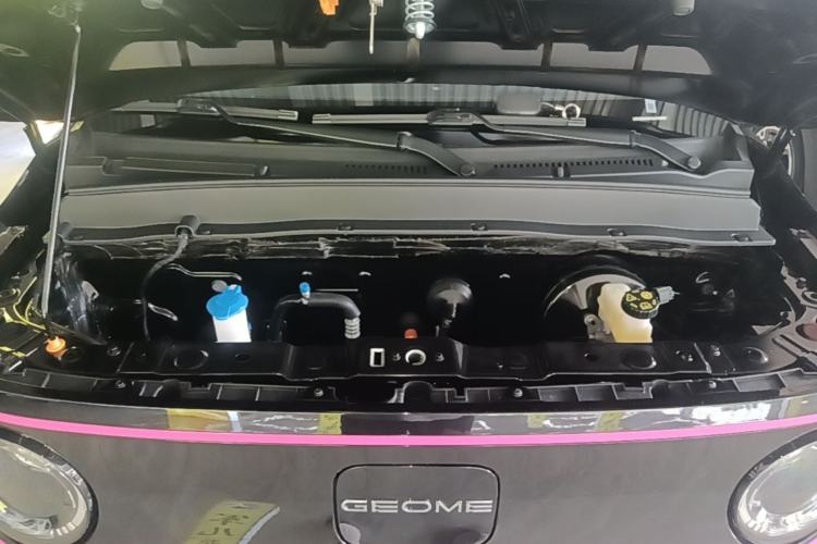 Used Geely Galaxy Panda 2025 210km Panda Kart Engine Bay