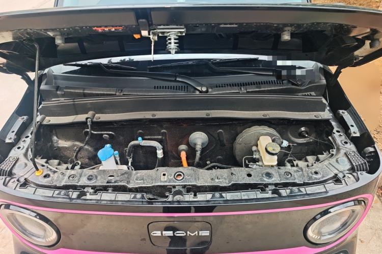 Used Geely Galaxy Panda 2025 210km Panda Kart Engine Bay