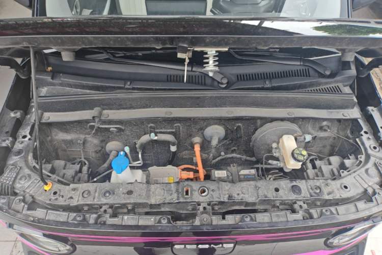 Used Geely Galaxy Panda 2025 210km Panda Kart Engine Bay