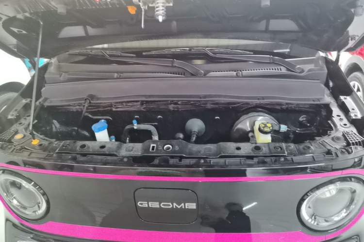 Used Geely Galaxy Panda 2025 210km Panda Kart Engine Bay