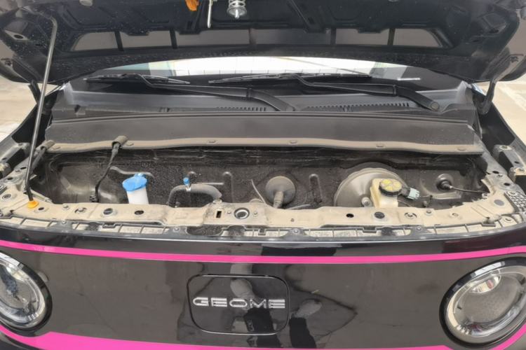 Used Geely Galaxy Panda 2025 210km Panda Kart Engine Bay