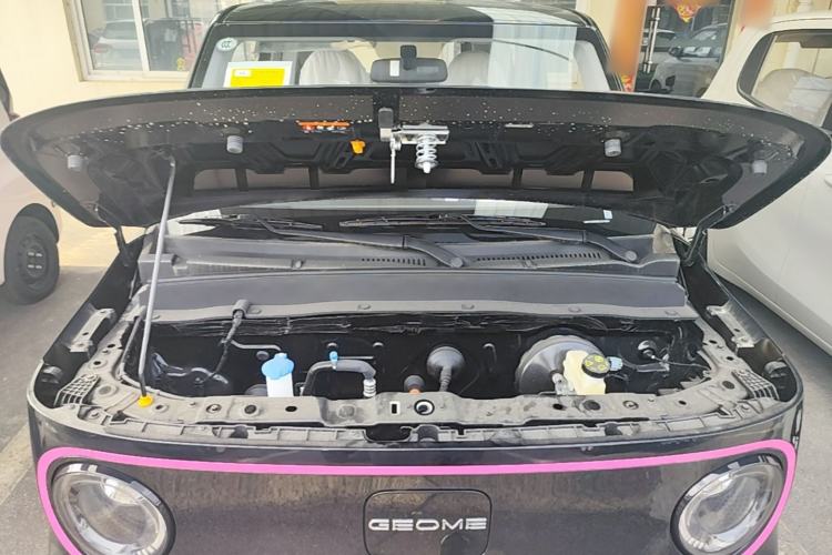 Used Geely Galaxy Panda 2025 210km Panda Kart Engine Bay