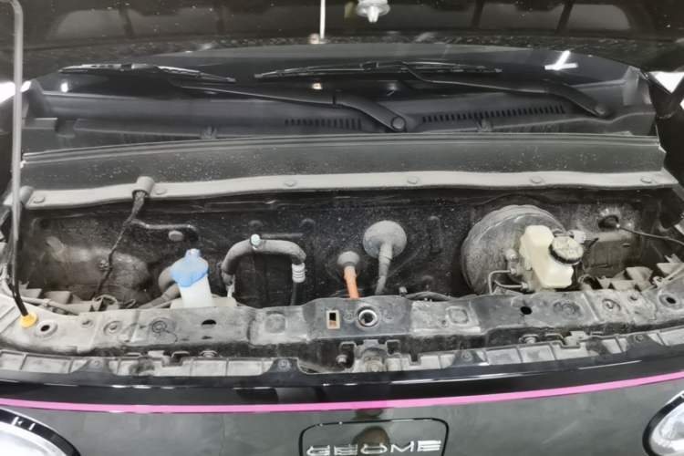 Used Geely Galaxy Panda 2025 210km Panda Kart Engine Bay