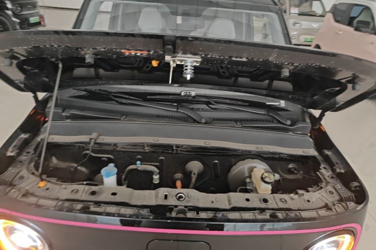 Used Geely Galaxy Panda 2025 210km Panda Kart Engine Bay