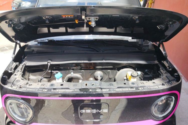 Used Geely Galaxy Panda 2025 210km Panda Kart Engine Bay