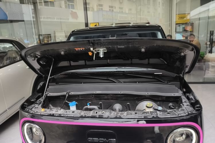 Used Geely Galaxy Panda 2025 210km Panda Kart Engine Bay