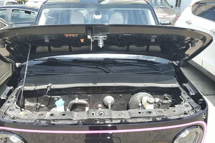 Used Geely Galaxy Panda 2025 210km Panda Kart Engine Bay