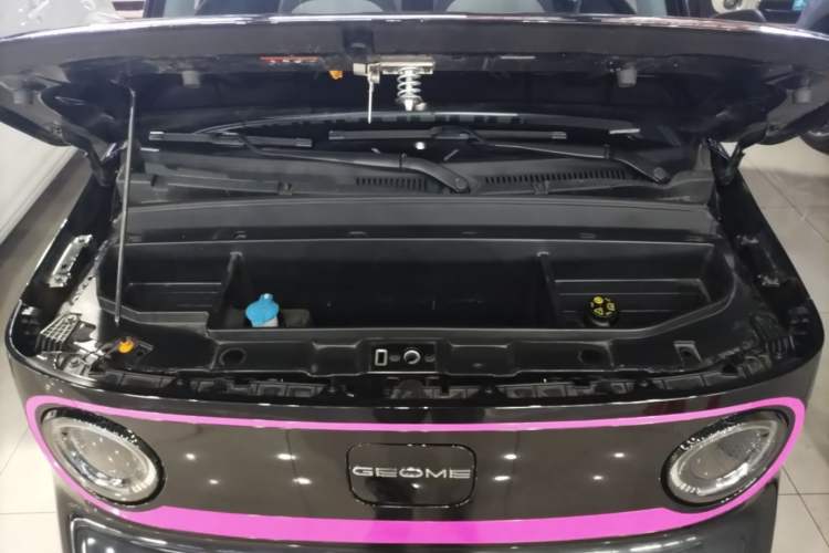 Used Geely Galaxy Panda 2025 210km Panda Kart Engine Bay