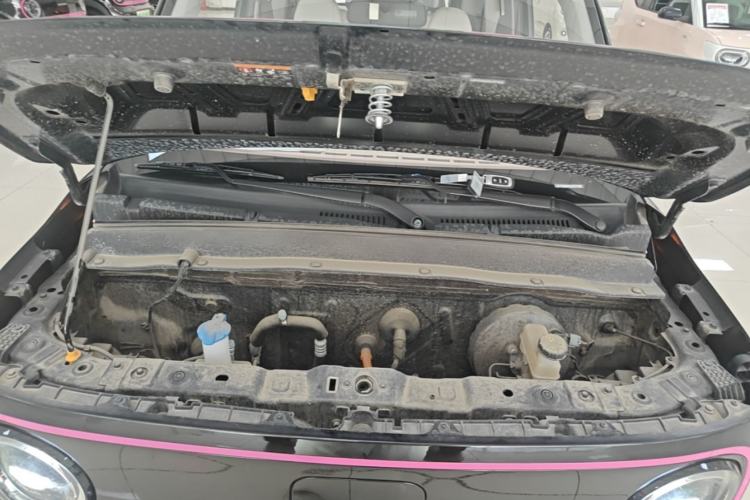 Used Geely Galaxy Panda 2025 210km Panda Kart Engine Bay