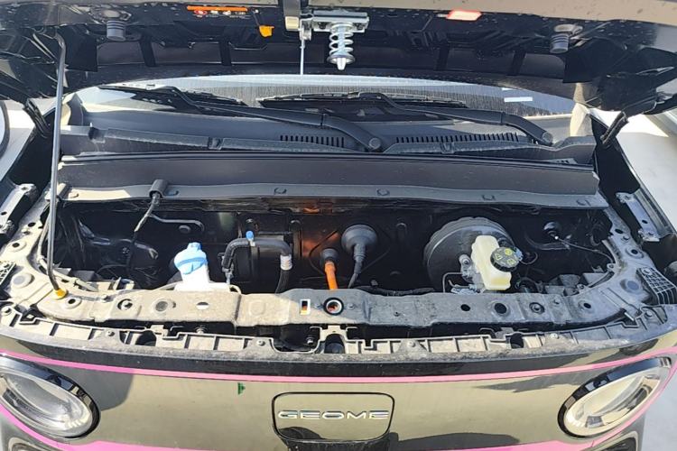 Used Geely Galaxy Panda 2025 210km Panda Kart Engine Bay