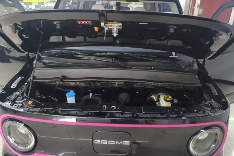 Used Geely Galaxy Panda 2025 210km Panda Kart Engine Bay