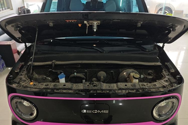 Used Geely Galaxy Panda 2025 210km Panda Kart Engine Bay