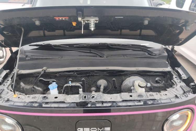 Used Geely Galaxy Panda 2025 210km Panda Kart Engine Bay