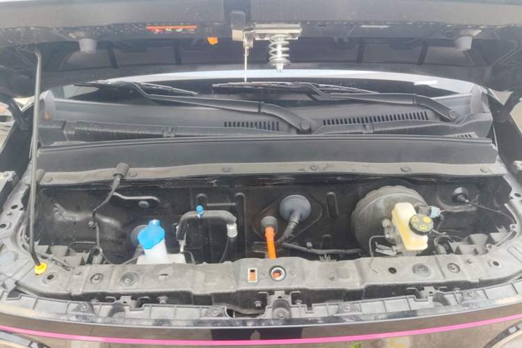 Used Geely Galaxy Panda 2025 210km Panda Kart Engine Bay