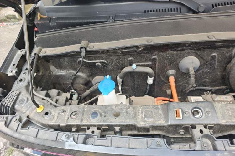 Used Geely Galaxy Panda 2025 210km Panda Kart Engine Bay Right